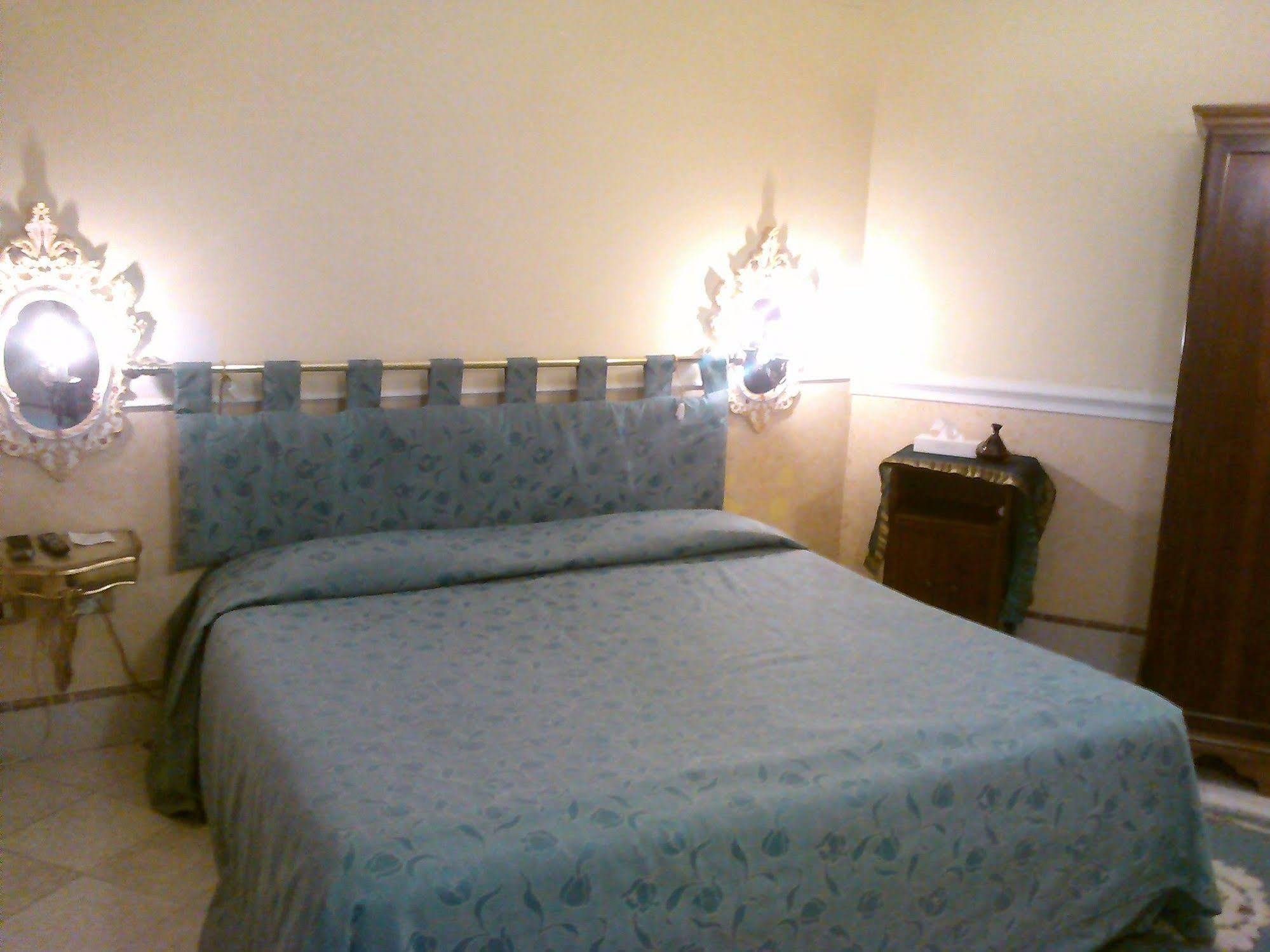 Casa Fenice Bed and breakfast 2*